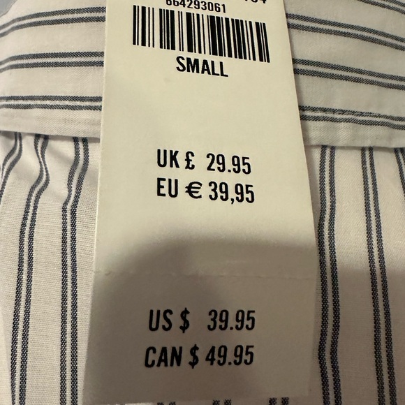 Striped Button-Up Women's Top - Picture 4 of 8